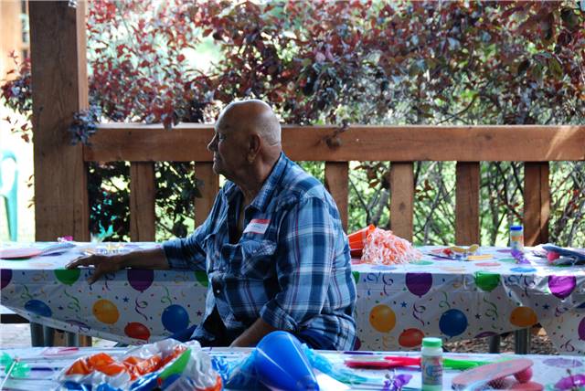 2010 Picnic a_001.jpg