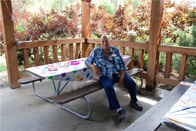 2010 Picnic a_014.jpg