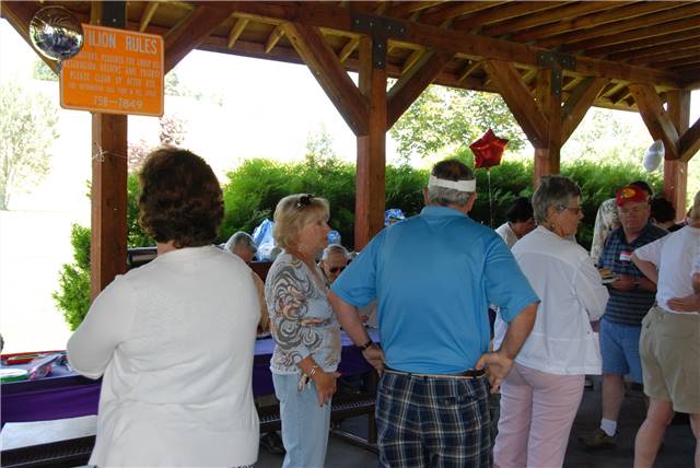 2010 Picnic a_030.jpg