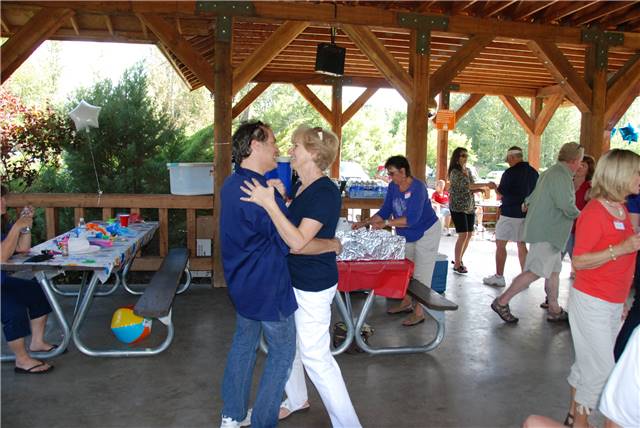 2010 Picnic a_082.jpg