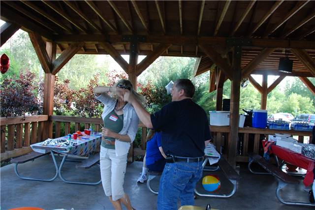 2010 Picnic a_087.jpg