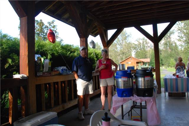 2010 Picnic a_102.jpg